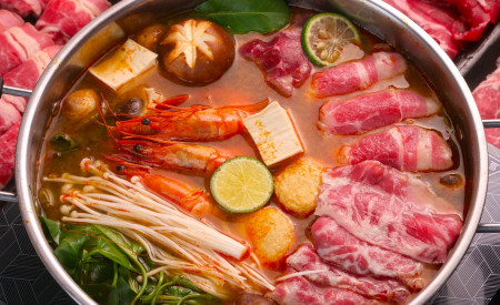 Lẩu Thái Gồm Những Gì? Cách Nấu Lẩu Thái Chua Cay Chuẩn Vị Tại Nhà