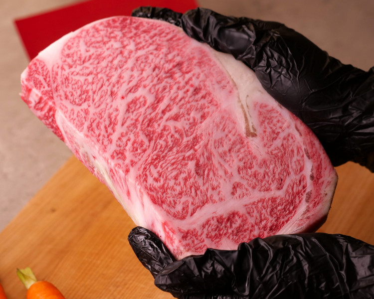 Striploin (Thăn Ngoại) Bò Wagyu Nhật A5 BMS 11
