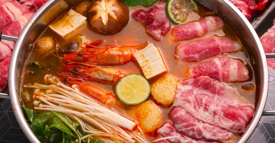 Lẩu Thái Gồm Những Gì? Cách Nấu Lẩu Thái Chua Cay Chuẩn Vị Tại Nhà